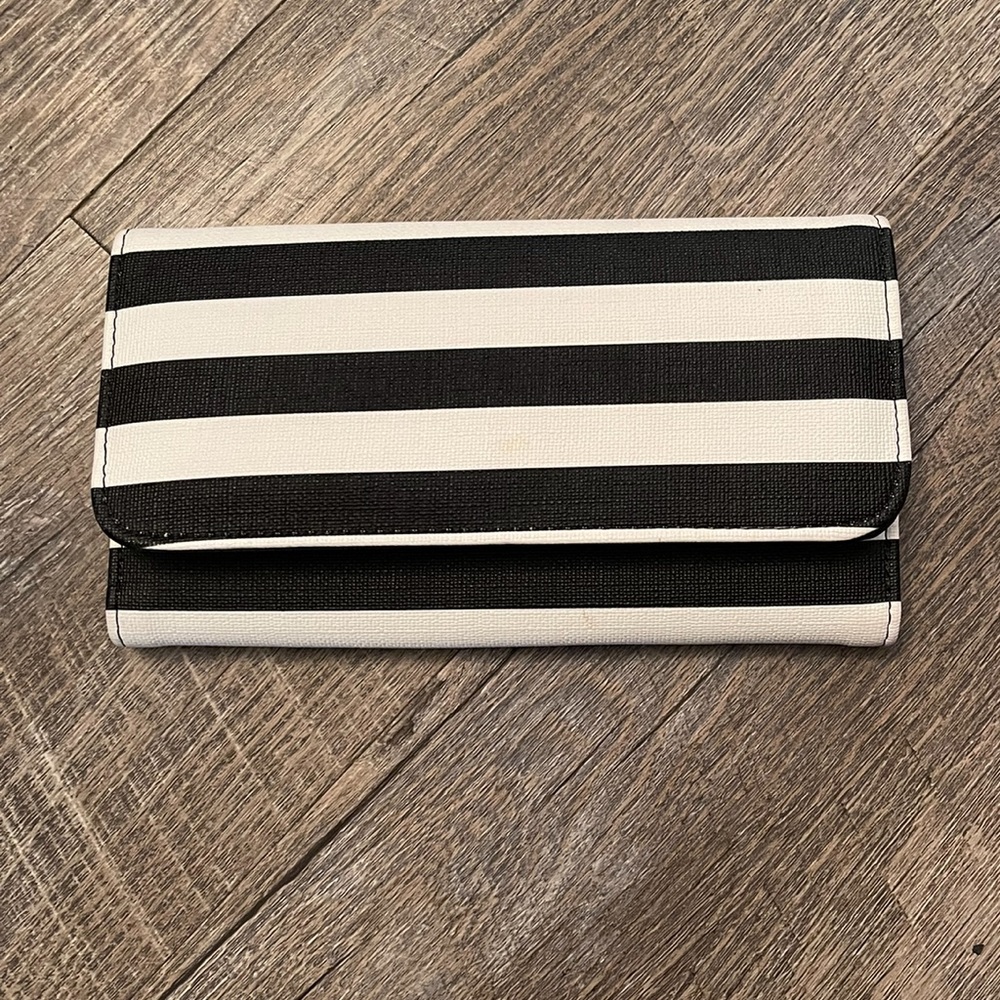 Kut From The Cloth Wallet